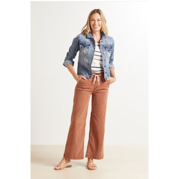 Kut from the Kloth Amelia Denim Jacket - Picture 1 of 4